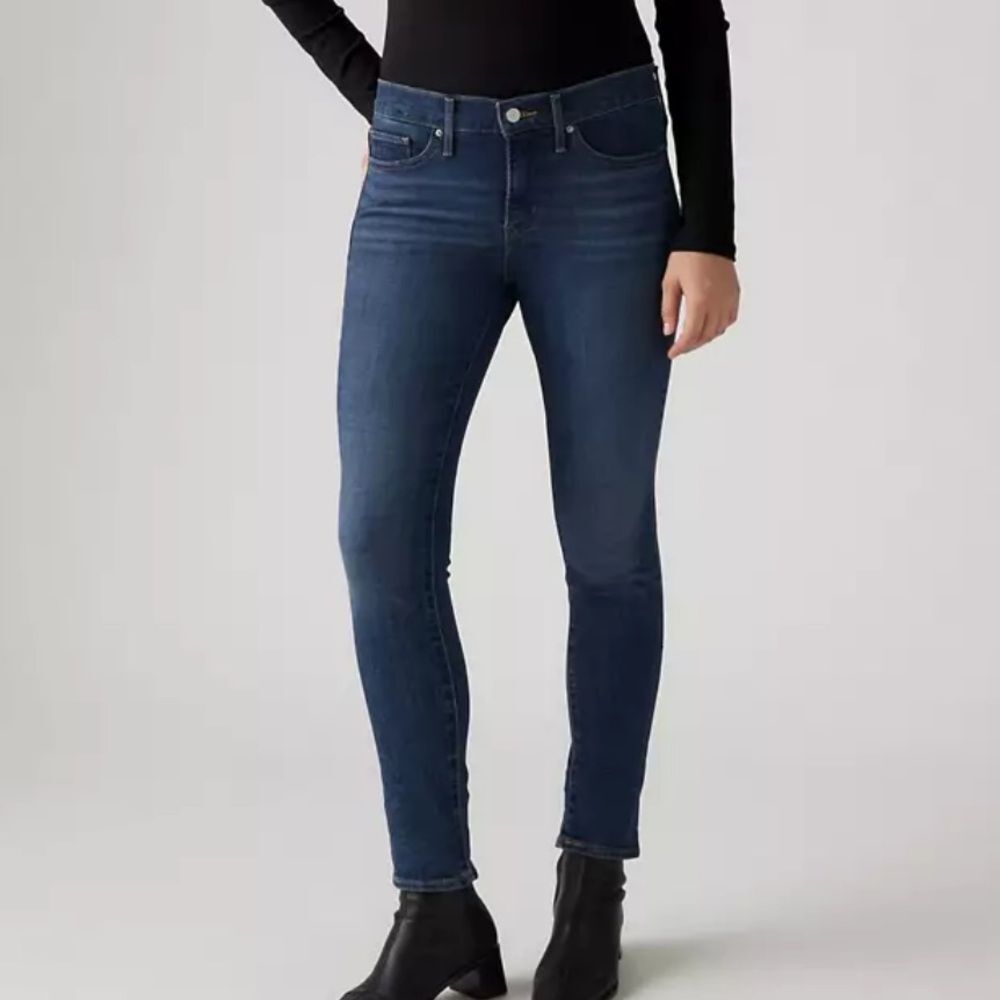 Levi's Dark Blue 311 Shaping Skinny Jeans Size 28